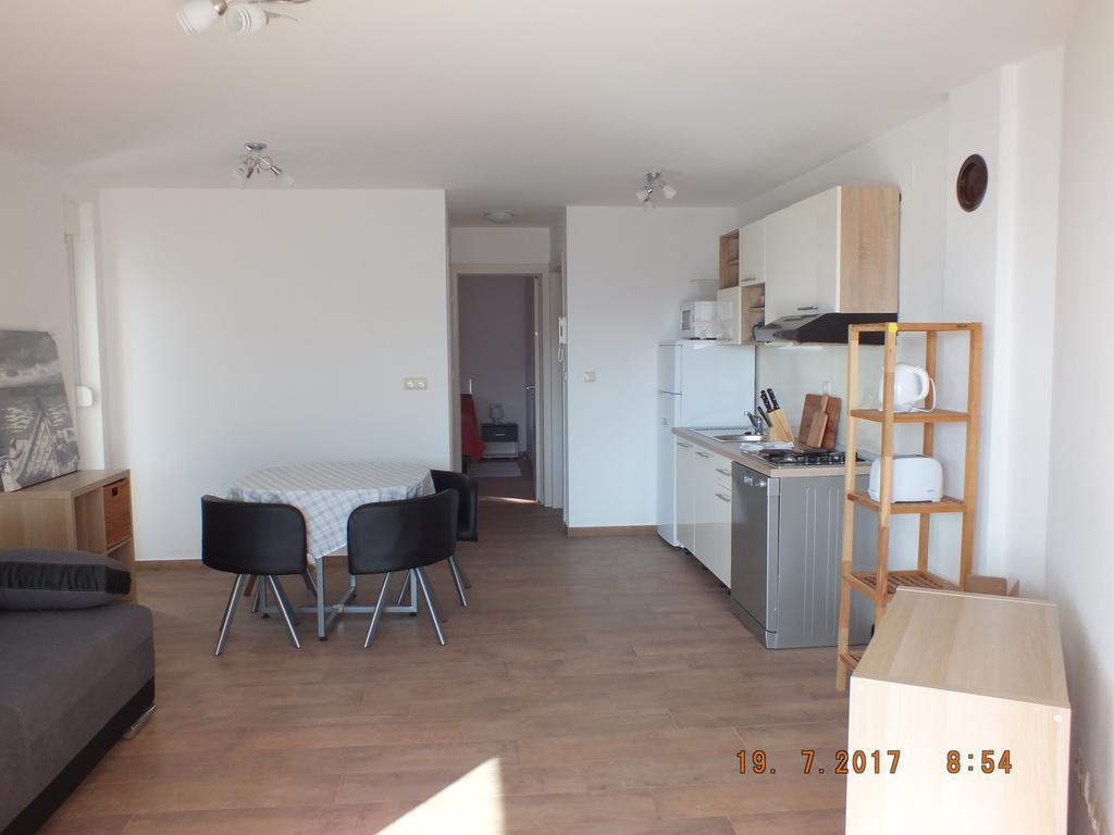 Apartments Amore บัชกา ภายนอก รูปภาพ